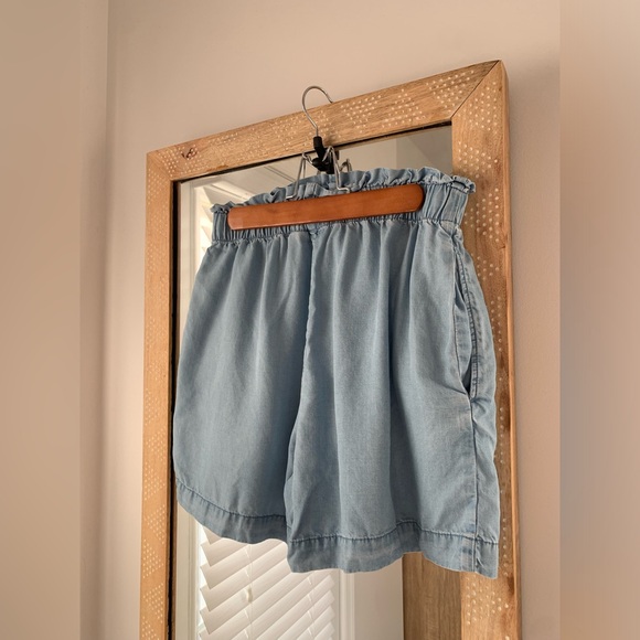 h&m wide cut ruffle top shorts - Picture 4 of 7